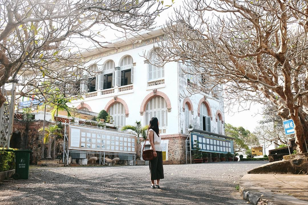 Check-in-tai-Bach-Dinh-Vung-Tau