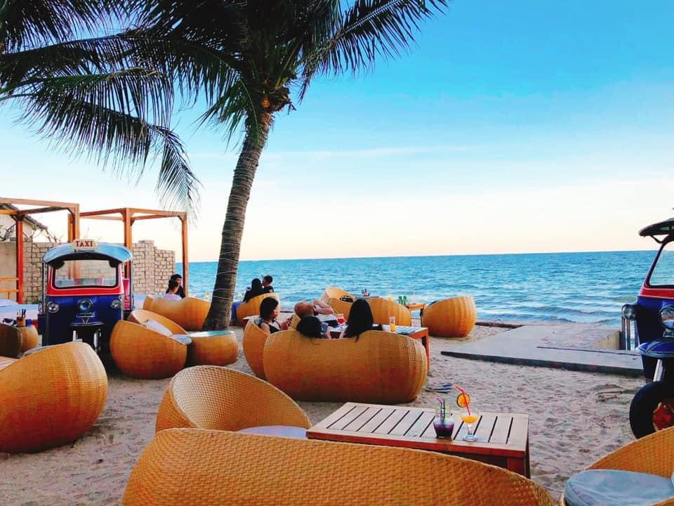Thuong-thuc-ca-phe-view-bien-Vung-Tau