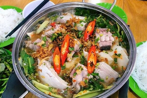 Thuong-thuc-lau-ca-duoi-dac-san-Vung-Tau